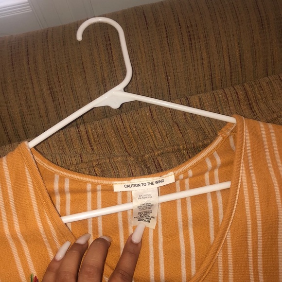 Yellow Top - Picture 3 of 3